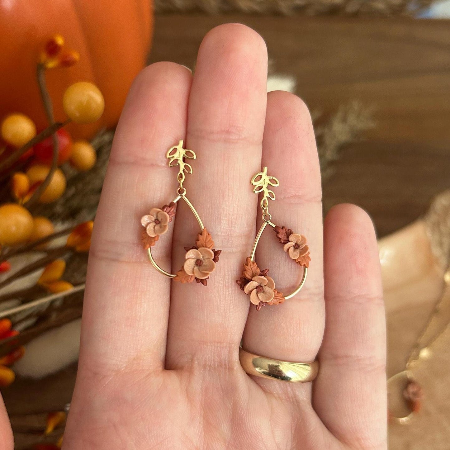 Autumn flower teardrop earrings