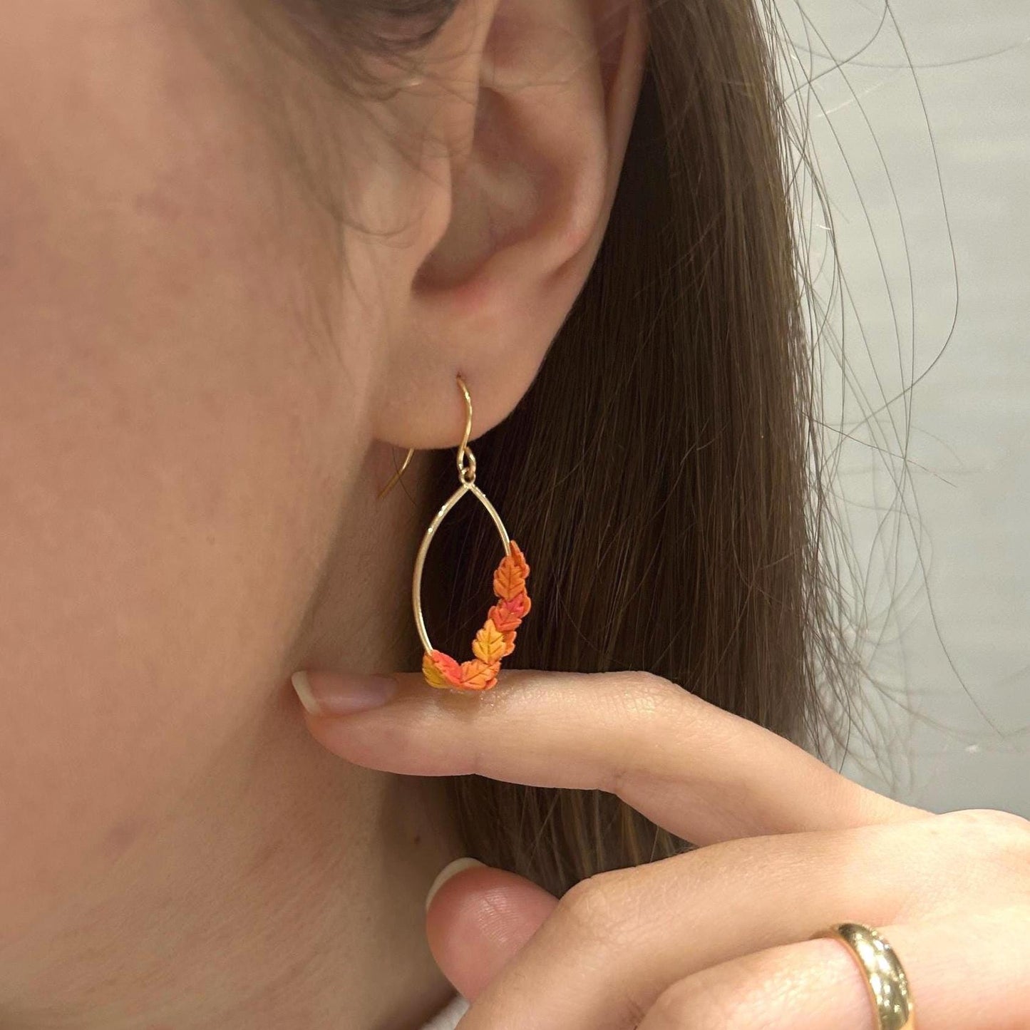 Autumn leaves oval earrings