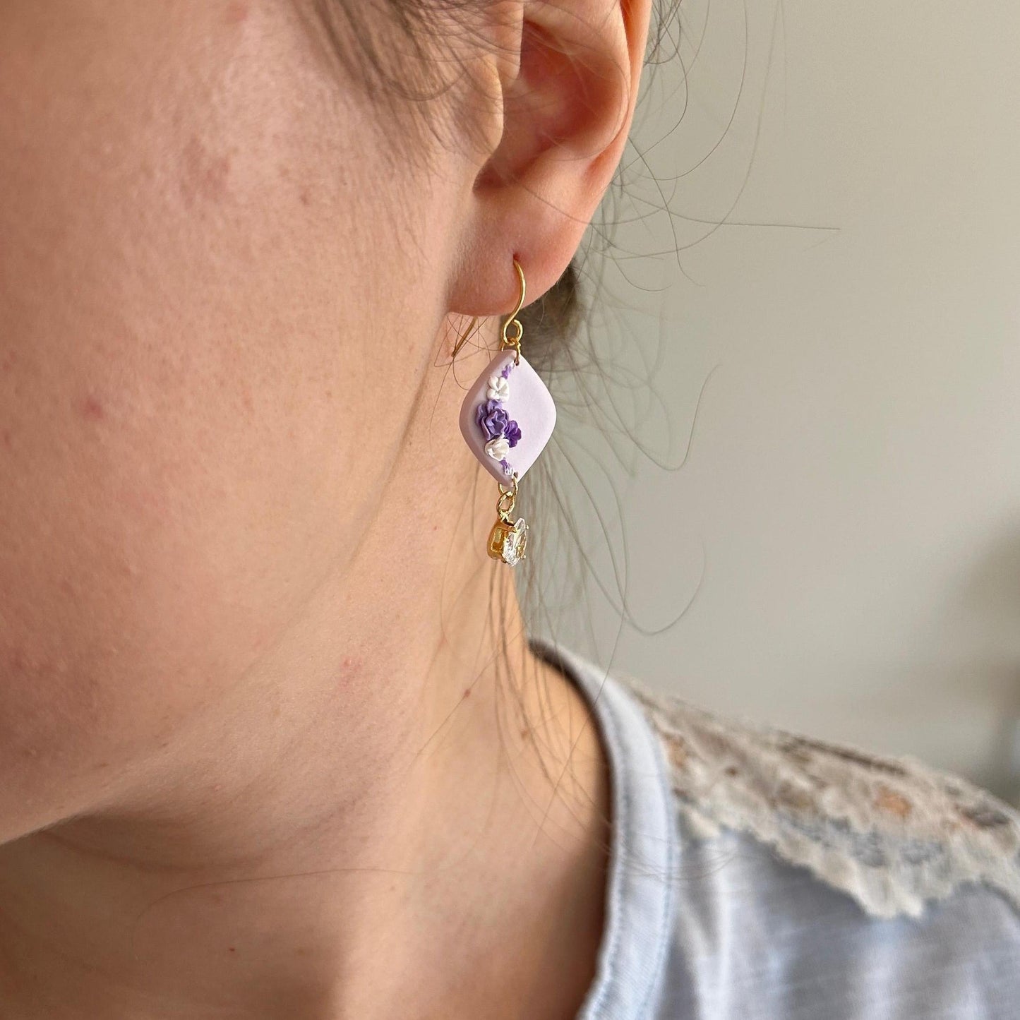 Blue and purple earring with zirconia stone