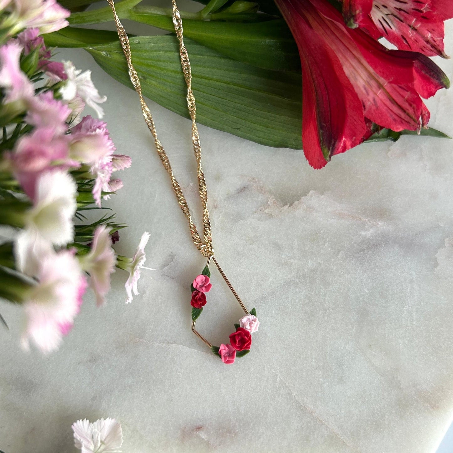 Florence flower necklace
