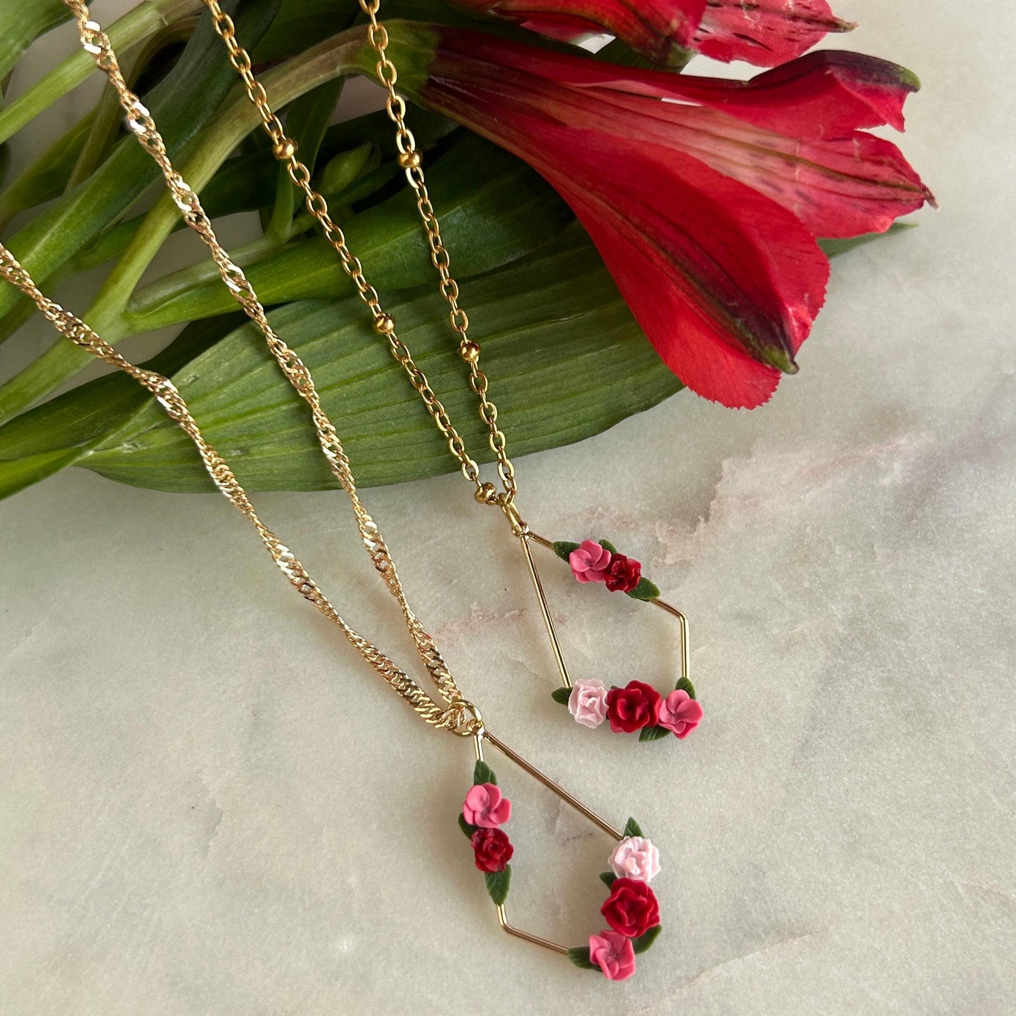 Florence flower necklace
