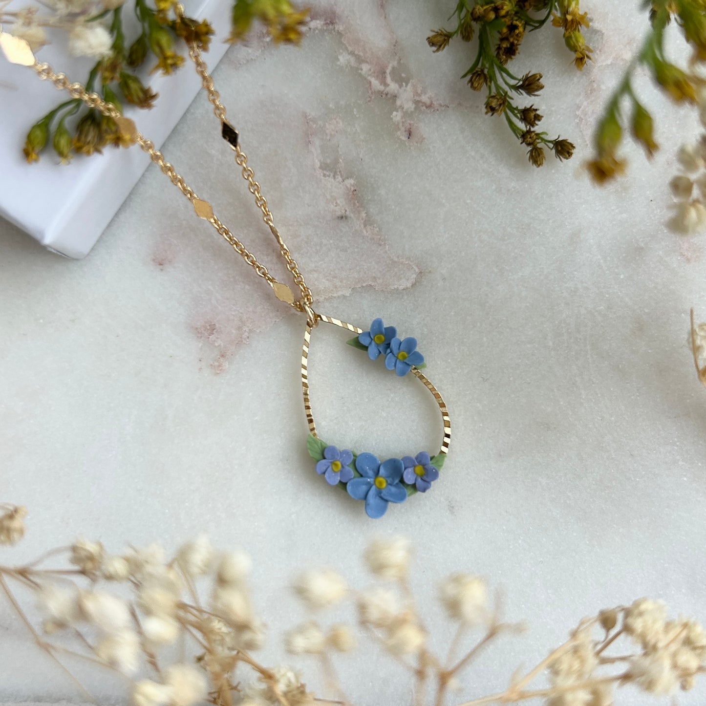 Forget-me-not flower necklace