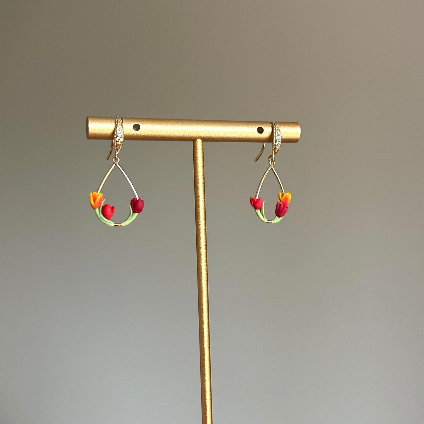 Tulip flower drop earrings
