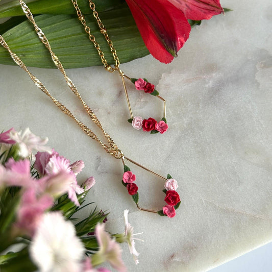 Florence flower necklace