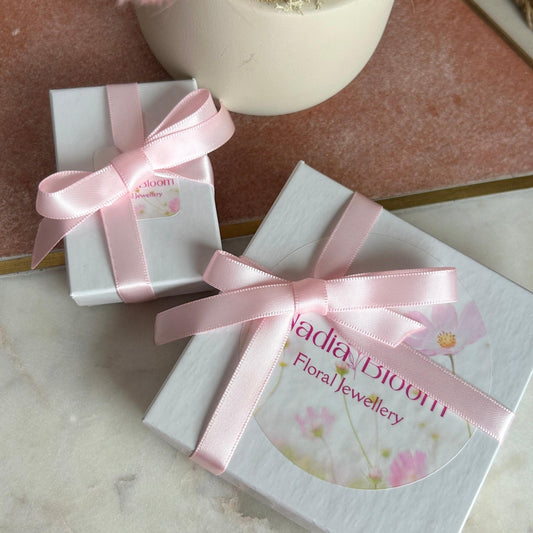 Gift wrapping