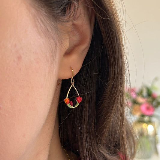 Tulip flower drop earrings
