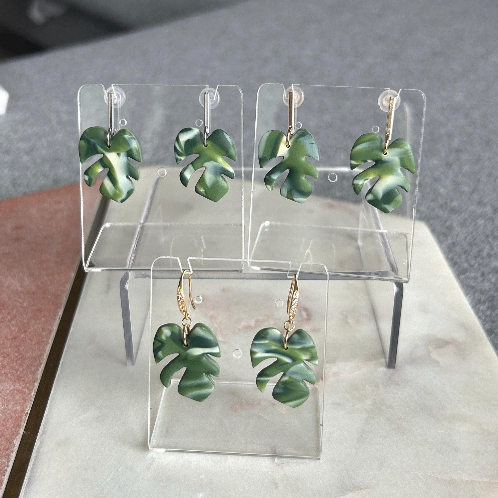 Monstera leaf drop earrings