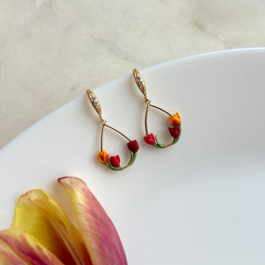 Tulip flower drop earrings