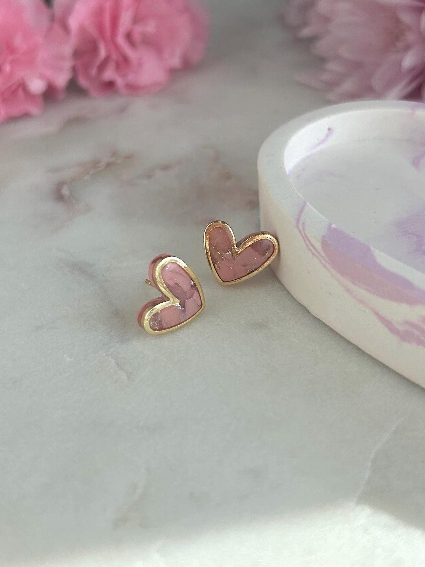 Gold framed heart marble studs