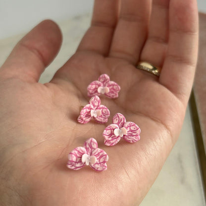 Orchid studs in pink