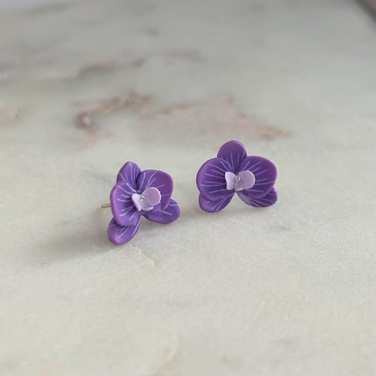 Orchid studs in purple