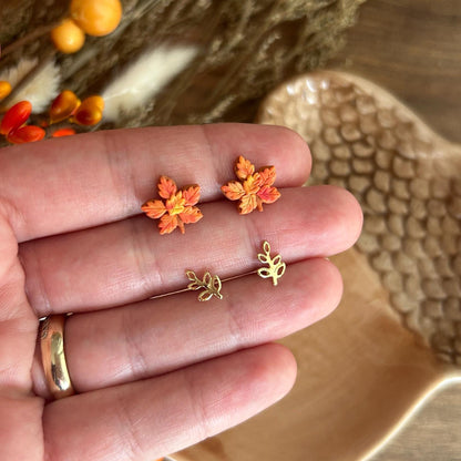 Autumn maple leaf studs